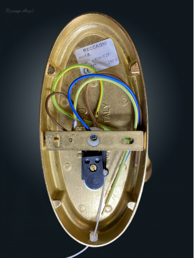 A back Oval base.jpg